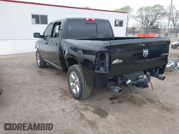 2016 Ram 1500 Big Horn z VIN 3C6RR7LT4GG384177, wystawiony jako IAAI lot #42076327 z przebiegiem 97 572 mil mil oraz . Historia ofert i sprzedaży dostępna na DreamBid. Obrazek 3.