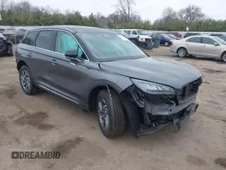 2024 Lincoln Corsair Premiere z VIN 5LMCJ1CA7RUL01805, wystawiony jako IAAI lot #41508518 z przebiegiem 40 mil mil oraz . Historia ofert i sprzedaży dostępna na DreamBid. Obrazek 1.