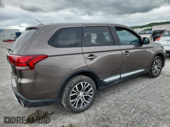 2016 Mitsubishi Outlander SE with VIN JA4AD3A36GZ022121, listed as a Copart auction lot 58557755 with 168,029 mi miles and Clean title. Bid and sale history available at DreamBid. Image 3.