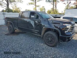 2024 Chevrolet Silverado 3500HD High Country with VIN 1GC4YVEY5RF208181, listed as a Copart auction lot 75567864 with 21,868 mi miles and Salvage Title. Bid and sale history available at carsss.com. Image 4.
