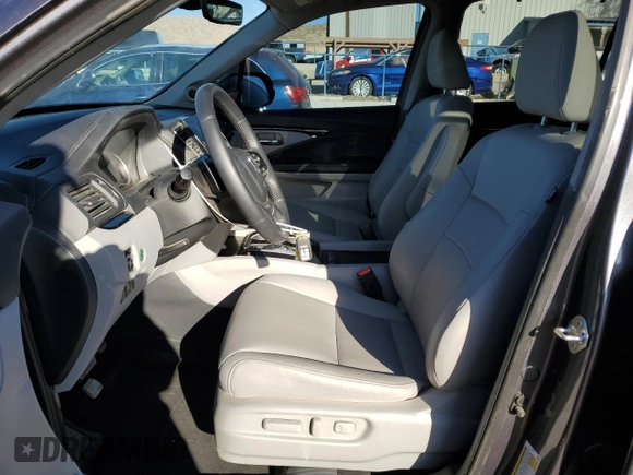 2019 Honda Pilot Touring 7-Passenger with VIN 5FNYF6H61KB060421, listed as a Copart auction lot 49460295 with 41,362 mi miles and Salvage Title. Bid and sale history available at DreamBid. Image 7.