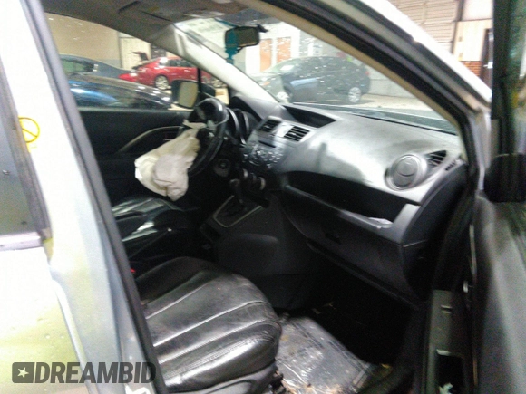 2013 Mazda 5 Sport with VIN JM1CW2BL5D0156684, listed as a IAAI auction lot 41966696 with 121,654 mi miles and . Bid and sale history available at DreamBid. Image 5.