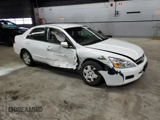 2007 Honda Accord LX with VIN 3HGCM56467G707085, listed as a Copart auction lot 56169445 with 184,254 mi miles and Salvage title. Bid and sale history available at DreamBid. Image 4.