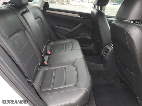 2014 Volkswagen Passat SE with VIN 1VWBP7A36EC007124, listed as a Copart auction lot 49841175 with 89,311 mi miles and Salvage Title. Bid and sale history available at carsss.com. Image 10.