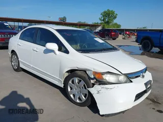 2008 Honda Civic LX с VIN 1HGFA16588L009671, выставлен на аукционе IAAI как лот 42365617 с пробегом Не указан миль и . История ставок и продаж доступна на DreamBid. Изображение 1.