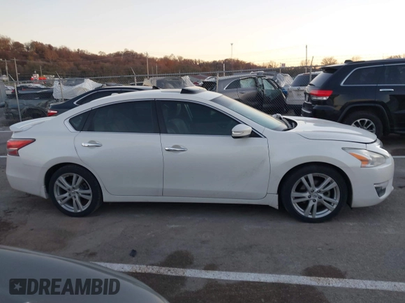 2015 Nissan Altima SL with VIN 1N4BL3AP0FC141421, listed as a IAAI auction lot 40999595 with 175,437 mi miles and . Bid and sale history available at DreamBid. Image 12.