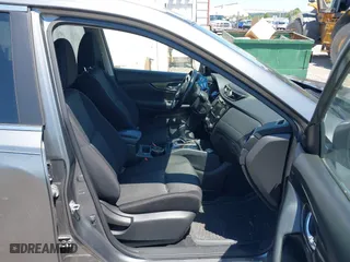 2020 Nissan Rogue SV with VIN JN8AT2MV7LW142543, listed as a IAAI auction lot 39914861 with 67,429 mi miles. Bid and sale history available at carsss.com. Image 5.