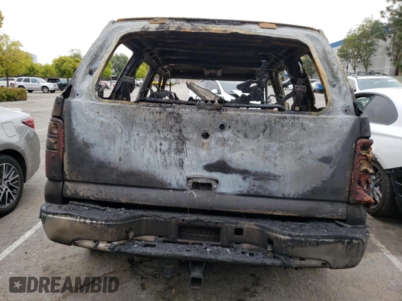 2005 GMC Yukon SLT z VIN 1GKEC13T25J236664, wystawiony jako Copart lot #51298885 z przebiegiem Nie podano mil oraz Nie do naprawy • Non repairable. Historia ofert i sprzedaży dostępna na DreamBid. Obrazek 6.