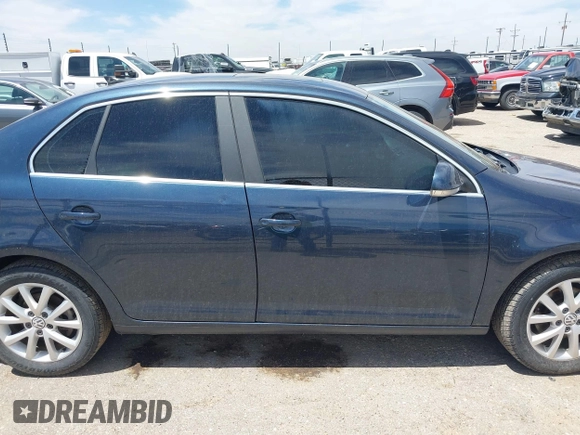2010 Volkswagen Jetta Limited Edition with VIN 3VWRX7AJ1AM067933, listed as a IAAI auction lot 42153235 with 127,051 mi miles and . Bid and sale history available at DreamBid. Image 13.