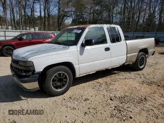 2000 Chevrolet Silverado 1500 with VIN 2GCEC19V8Y1270093, listed as a Copart auction lot 49708325 with 237,308 mi miles and Salvage Title. Bid and sale history available at carsss.com. Image 1.