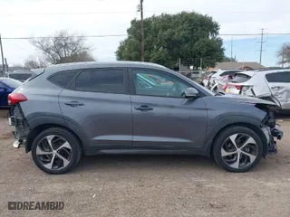 2016 Hyundai Tucson Limited with VIN KM8J33A25GU138161, listed as a IAAI auction lot 41477846 with 79,171 mi miles. Bid and sale history available at carsss.com. Image 14.