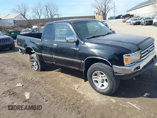 1996 Toyota T100 SR5 z VIN JT4UN24D1T0029118, wystawiony jako IAAI lot #41412353 z przebiegiem 59 161 mil mil oraz . Historia ofert i sprzedaży dostępna na DreamBid. Obrazek 1.