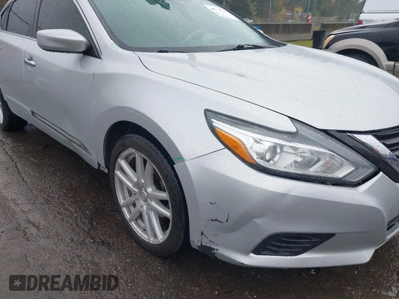 2016 Nissan Altima SV with VIN 1N4AL3AP5GC161838, listed as a IAAI auction lot 40733209 with 107,169 mi miles and . Bid and sale history available at DreamBid. Image 6.