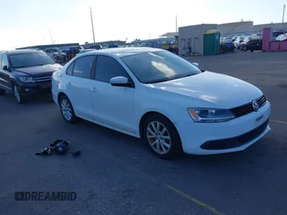 2011 Volkswagen Jetta Sedan SE w/Convenience & Sunroof with VIN 3VWDX7AJ9BM329385, listed as a IAAI auction lot 41571736 with 119,042 mi miles. Bid and sale history available at carsss.com. Image 1.