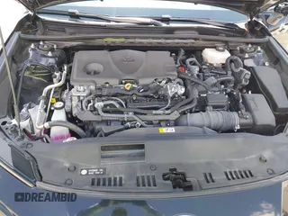 2025 Toyota Camry LE z VIN 4T1DAACK0SU024677, wystawiony jako IAAI lot #42468532 z przebiegiem 21 937 mil mil oraz . Historia ofert i sprzedaży dostępna na DreamBid. Obrazek 10.