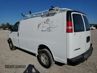 2018 Chevrolet Express Cargo Van with VIN 1GCWGAFP7J1308813, listed as a Copart auction lot 76701314 with 230,531 mi miles and Clean Title. Bid and sale history available at carsss.com. Image 2.