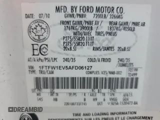 2010 Ford F-150 XL с VIN 1FTFW1EV5AFD06127, выставлен на аукционе Copart как лот 61405025 с пробегом 382 487 миль миль и Чистый • Clean title. История ставок и продаж доступна на DreamBid. Изображение 12.