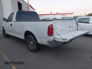 2004 Ford F-150 XL z VIN 2FTRF17244CA66004, wystawiony jako IAAI lot #42743729 z przebiegiem 248 667 mil mil oraz . Historia ofert i sprzedaży dostępna na DreamBid. Obrazek 3.