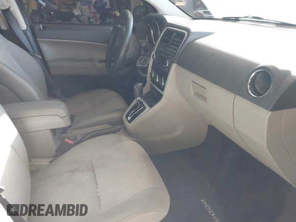 2011 Dodge Caliber Mainstreet with VIN 1B3CB3HA4BD121598, listed as a IAAI auction lot 41202366 with 92,012 mi miles. Bid and sale history available at carsss.com. Image 5.