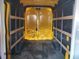 2022 Ford Transit Cargo z VIN 1FTBR1X85NKA42773, wystawiony jako Copart lot #57188295 z przebiegiem 59 108 mil mil oraz Szkody całkowita. Historia ofert i sprzedaży dostępna na DreamBid. Obrazek 10.