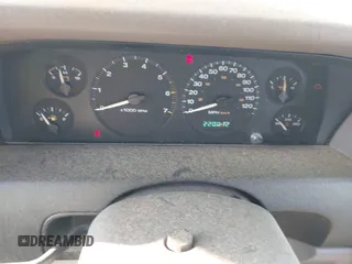 2002 Jeep Grand Cherokee with VIN 1J4GW38N42C202219, listed as a IAAI auction lot 42035162 with 220,012 mi miles and . Bid and sale history available at DreamBid. Image 7.