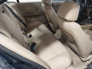 2008 BMW 3 Series 328xi with VIN WBAVC93518K037807, listed as a IAAI auction lot 42203483 with 161,491 mi miles and . Bid and sale history available at carsss.com. Image 8.