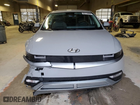 2023 Hyundai Ioniq 5 SEL с VIN KM8KNDAF2PU156592, выставлен на аукционе Copart как лот 53049135 с пробегом 8 327 миль миль и Списание • Salvage title. История ставок и продаж доступна на DreamBid. Изображение 5.