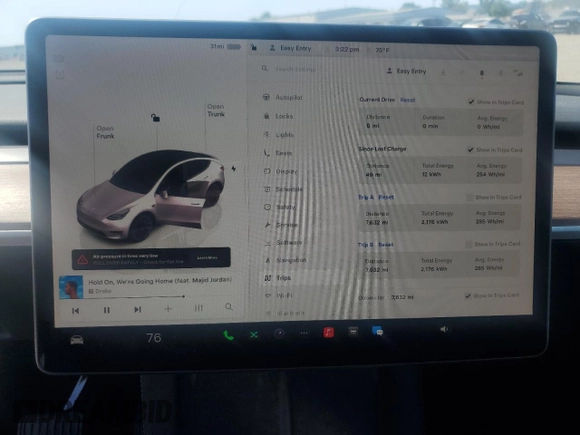 2024 Tesla Model Y с VIN 7SAYGDED2RF100152, выставлен на аукционе Copart как лот 52133535 с пробегом 7 632 миль миль и Списание • Salvage title. История ставок и продаж доступна на DreamBid. Изображение 9.