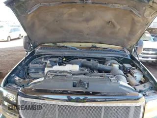1999 Ford F-250 XL with VIN 1FTNX21S1XEB11876, listed as a IAAI auction lot 42445236 with 211,994 mi miles and . Bid and sale history available at DreamBid. Image 10.