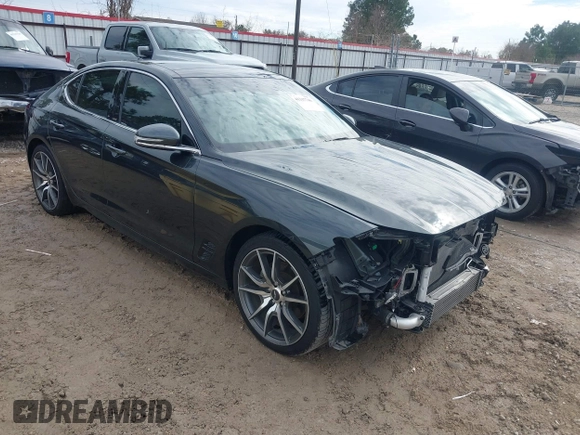 2022 Genesis G70 2.0T with VIN KMTG34TA4NU089672, listed as a IAAI auction lot 41337746 with 30,200 mi miles. Bid and sale history available at carsss.com. Image 1.