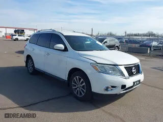 2015 Nissan Pathfinder Platinum with VIN 5N1AR2MM6FC656712, listed as a IAAI auction lot 41661724 with 164,013 mi miles. Bid and sale history available at carsss.com. Image 6.