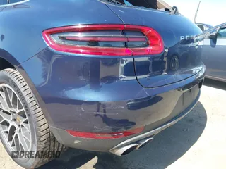 2016 Porsche Macan S with VIN WP1AB2A57GLB45998, listed as a IAAI auction lot 42625580 with 48,439 mi miles and . Bid and sale history available at DreamBid. Image 6.