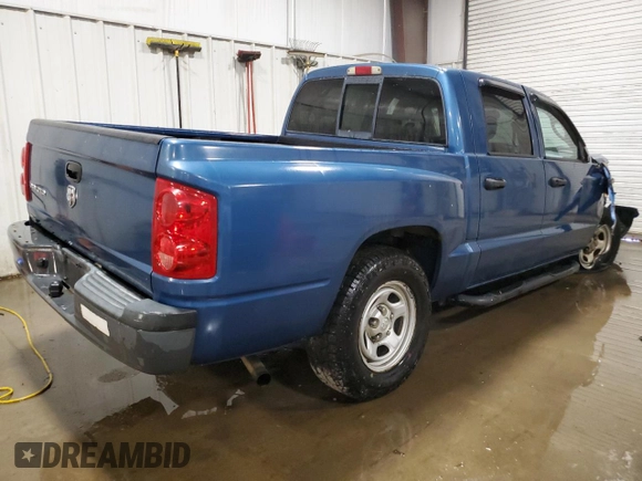 2006 Dodge Dakota ST z VIN 1D7HE28K06S598762, wystawiony jako Copart lot #55126075 z przebiegiem 175 492 mil mil oraz Szkoda całkowita • Salvage title. Historia ofert i sprzedaży dostępna na DreamBid. Obrazek 3.