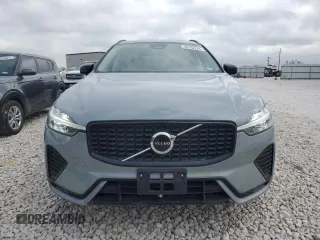 2024 Volvo XC60 Core Dark Theme z VIN YV4L12RKXR1763710, wystawiony jako Copart lot #48162225 z przebiegiem 12 694 mil mil oraz Szkoda całkowita • Salvage title. Historia ofert i sprzedaży dostępna na DreamBid. Obrazek 5.