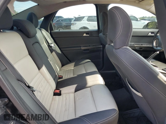 2010 Volvo S40 R-Design with VIN YV1672MH8A2500957, listed as a Copart auction lot 70911124 with 134,322 mi miles and Clean Title. Bid and sale history available at carsss.com. Image 10.