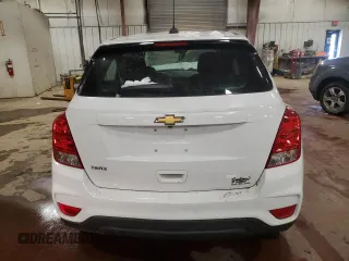 2017 Chevrolet Trax LS with VIN 3GNCJKSB8HL268661, listed as a Copart auction lot 44494765 with 88,376 mi miles and Clean Title. Bid and sale history available at carsss.com. Image 6.