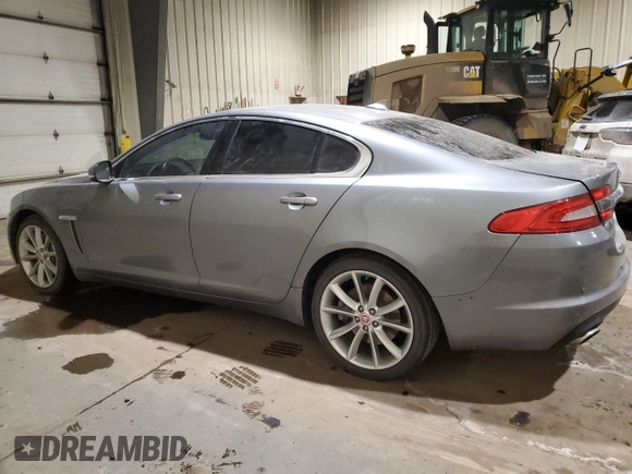 2015 Jaguar XF with VIN SAJXJ0EF1F8U48283, listed as a Copart auction lot 81004054 with 77,828 mi miles and Clean Title. Bid and sale history available at DreamBid. Image 2.