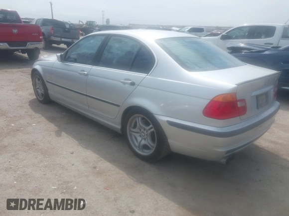 2001 BMW 3 Series 330i with VIN WBAAV53441JR78432, listed as a IAAI auction lot 41875391 with 105,050 mi miles. Bid and sale history available at carsss.com. Image 3.