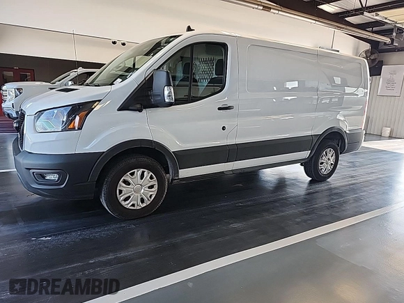 2023 Ford Transit Cargo с VIN 1FTBR1Y81PKA72158, выставлен на аукционе IAAI как лот 42526405 с пробегом 52 669 миль миль и . История ставок и продаж доступна на DreamBid. Изображение 7.
