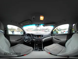 2018 Hyundai Tucson SE with VIN KM8J23A48JU794382, listed as a IAAI auction lot 41947971 with 69,615 mi miles. Bid and sale history available at carsss.com. Image 19.