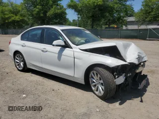 2015 BMW 3 Series 320i xDrive with VIN WBA3C3G56FNT53634, listed as a Copart auction lot 62180485 with 51,278 mi miles and Clean title. Bid and sale history available at DreamBid. Image 4.