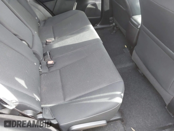 2018 Toyota RAV4 XLE with VIN 2T3RFREV1JW778612, listed as a IAAI auction lot 41664082 with 92,417 mi miles. Bid and sale history available at carsss.com. Image 8.