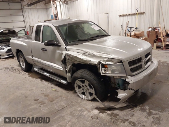 2010 Dodge Dakota with VIN 1D7CW3BP7AS103645, listed as a IAAI auction lot 41514841 with 158,125 mi miles and . Bid and sale history available at DreamBid. Image 1.
