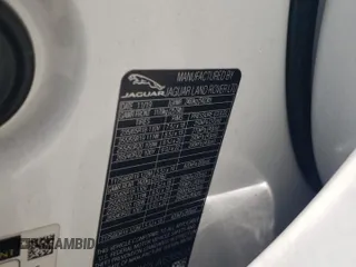 2020 Jaguar F-Pace 25t z VIN SADCS2FX2LA638535, wystawiony jako Copart lot #57577025 z przebiegiem 70 037 mil mil oraz Szkoda całkowita • Salvage title. Historia ofert i sprzedaży dostępna na DreamBid. Obrazek 13.