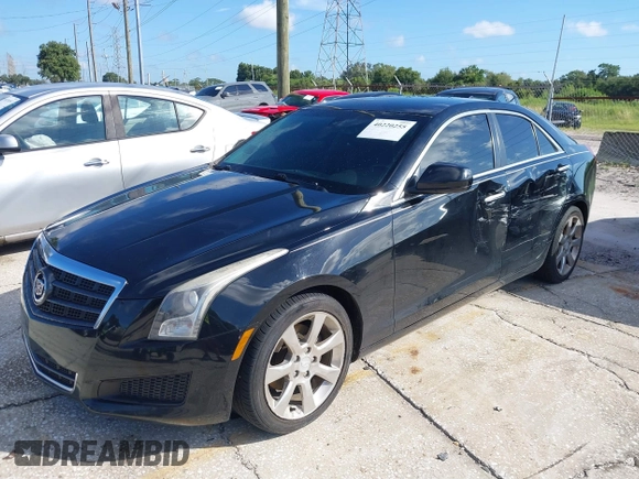 2014 Cadillac ATS Standard RWD z VIN 1G6AA5RA6E0146052, wystawiony jako IAAI lot #40220255 z przebiegiem 128 569 mil mil oraz . Historia ofert i sprzedaży dostępna na DreamBid. Obrazek 2.