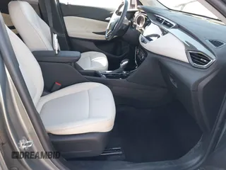 2023 Buick Encore GX Preferred с VIN KL4MMBS23PB053090, выставлен на аукционе IAAI как лот 41367718 с пробегом 7 252 миль миль и . История ставок и продаж доступна на DreamBid. Изображение 5.