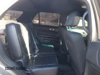 2016 Ford Utility Police Interceptor with VIN 1FM5K8AR8GGC61823, listed as a Copart auction lot 84832484 with 0 mi miles and Salvage Title. Bid and sale history available at carsss.com. Image 11.