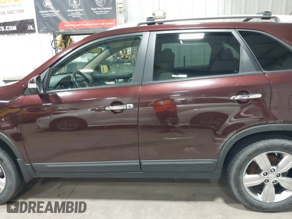 2012 Kia Sorento EX with VIN 5XYKU3A60CG254775, listed as a IAAI auction lot 42638220 with 49,000 mi miles and . Bid and sale history available at DreamBid. Image 13.