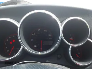 2006 Toyota Matrix STD z VIN 2T1KR32E76C589474, wystawiony jako IAAI lot #42238557 z przebiegiem 194 283 mil mil oraz . Historia ofert i sprzedaży dostępna na DreamBid. Obrazek 7.