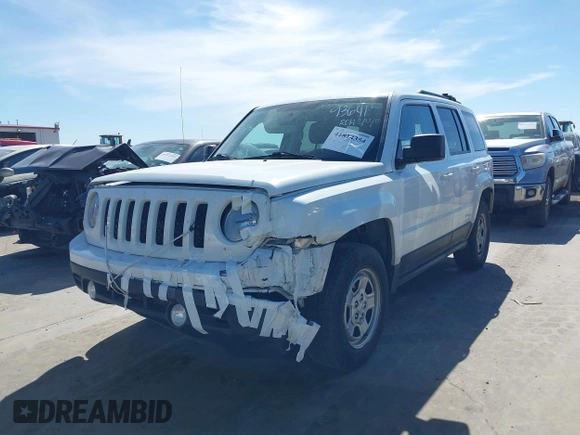 2015 Jeep Patriot High Altitude with VIN 1C4NJRAB4FD393641, listed as a IAAI auction lot 41814354 with 119,816 mi miles. Bid and sale history available at carsss.com. Image 2.